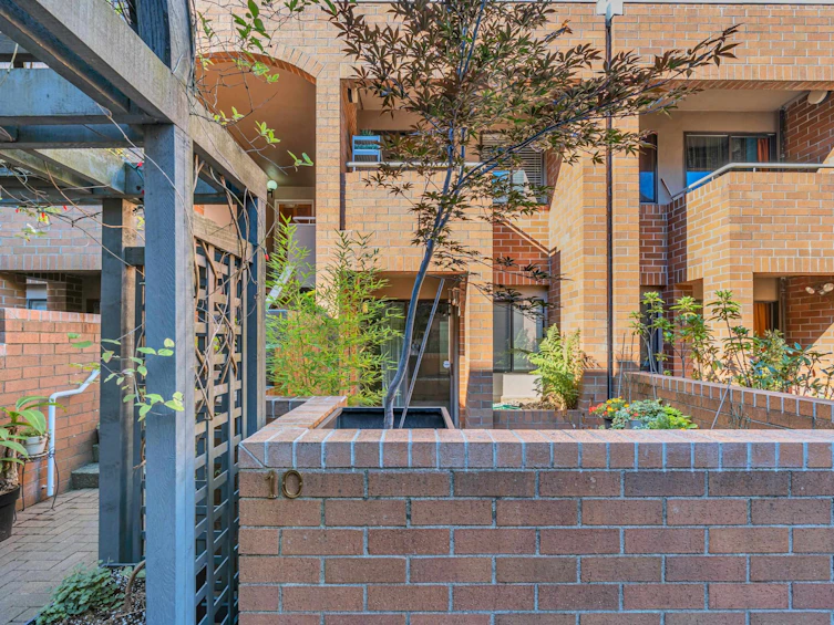 10-744 W 7th Avenue, Vancouver, BC, V5Z 1B8