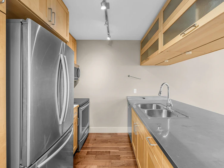 10-744 W 7th Avenue, Vancouver, BC, V5Z 1B8 - 6