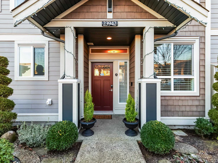 23942 Kanaka Way, Maple Ridge, BC, V2W 0H7
