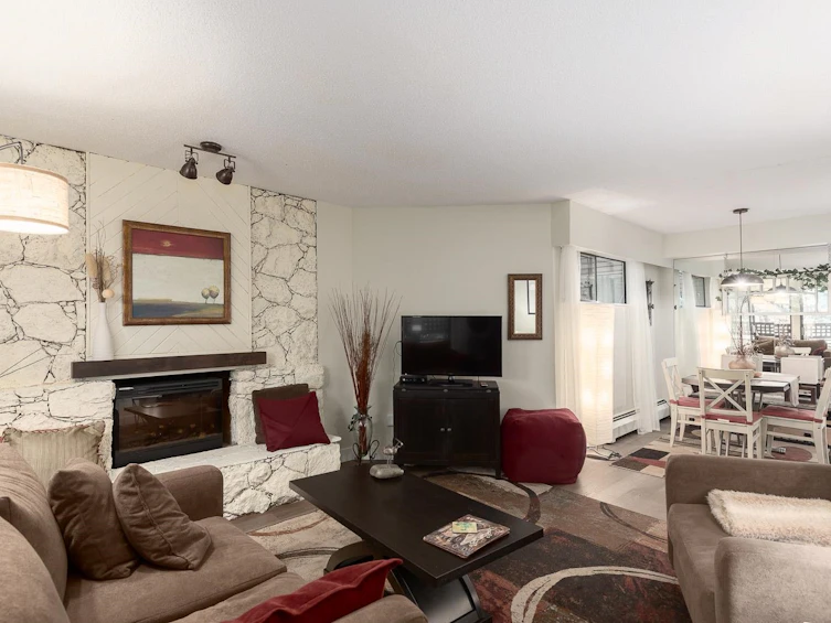 218-2320 W 40th Avenue, Vancouver, BC, V6M 4H6 - 4