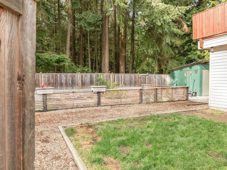 1020 Fircrest Road, Gibsons, BC, V0N 1V4 - 35