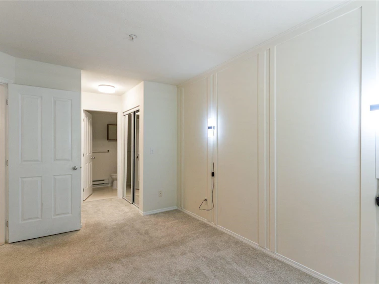 206-10186 155 Street, Surrey, BC, V3R 0R6 - 17