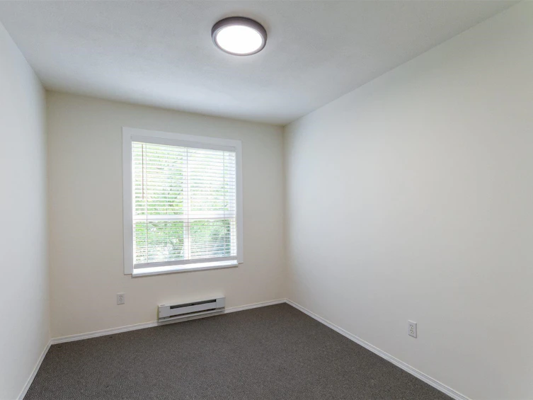 206-10186 155 Street, Surrey, BC, V3R 0R6 - 14
