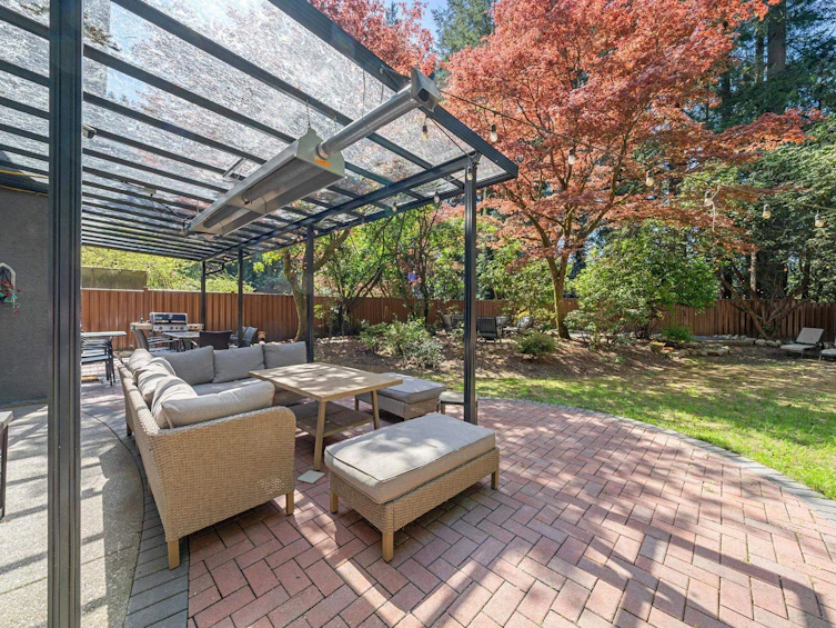 4869 Capilano Road, North Vancouver, BC, V7R 4K4 - 27