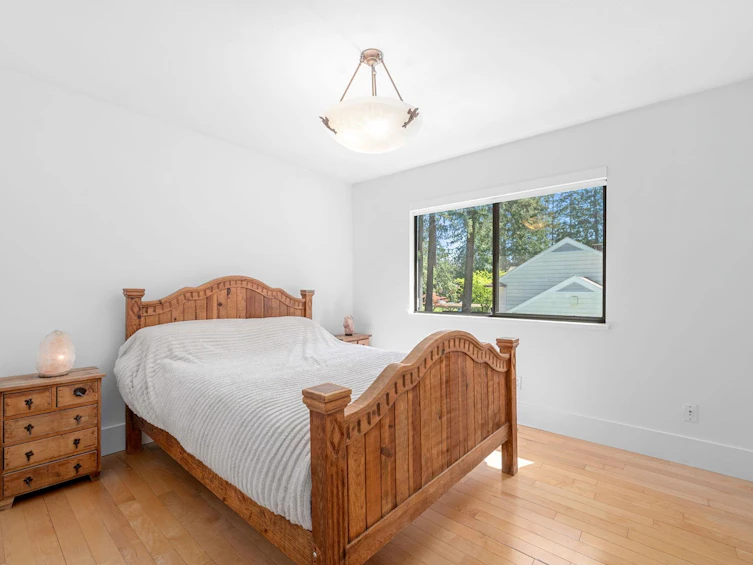 4869 Capilano Road, North Vancouver, BC, V7R 4K4 - 12
