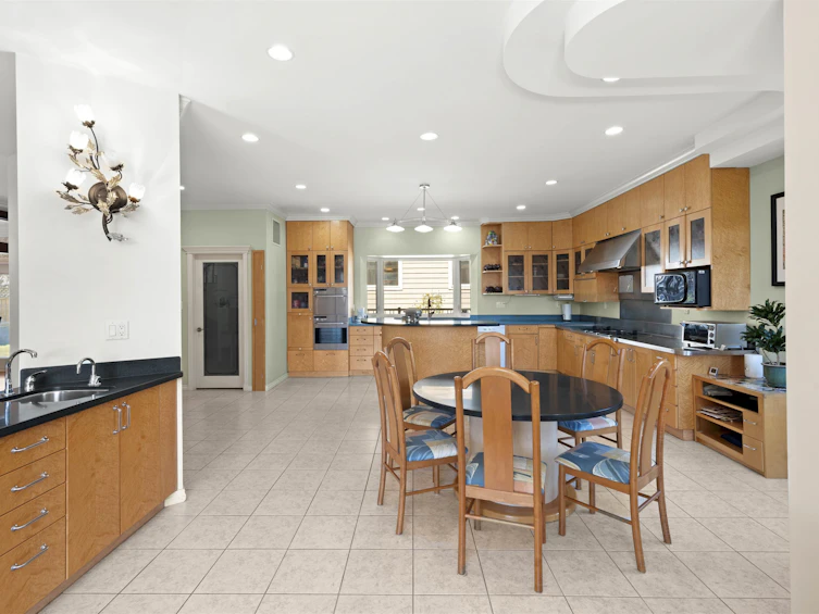 5713 Eglinton Street, Burnaby, BC, V5G 2B5 - 7