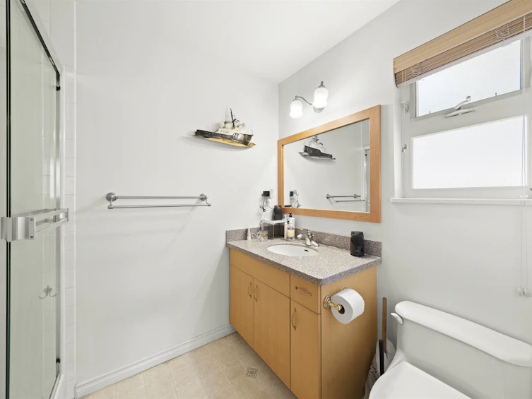 5713 Eglinton Street, Burnaby, BC, V5G 2B5 - 16