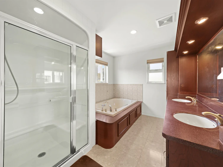 5713 Eglinton Street, Burnaby, BC, V5G 2B5 - 27
