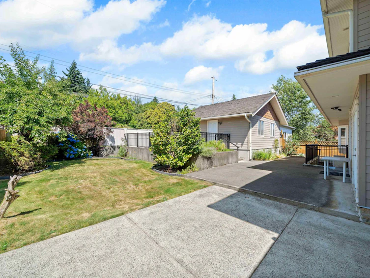 5713 Eglinton Street, Burnaby, BC, V5G 2B5 - 35