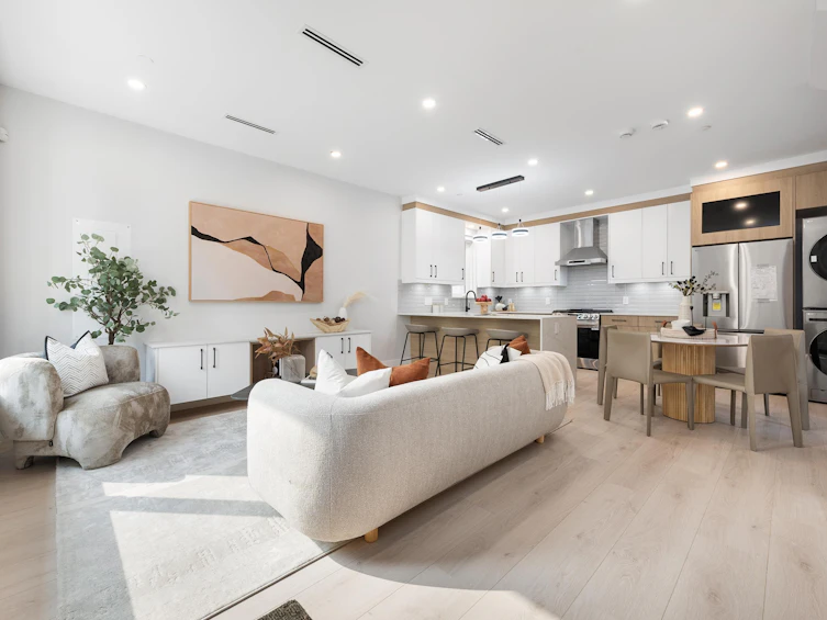 1-2741 Mcgill Street, Vancouver, BC, V5K 1G7 - 4