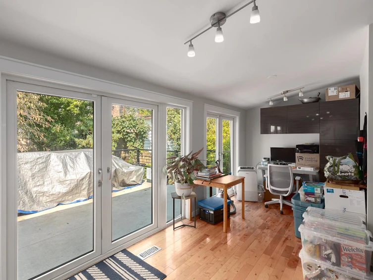 3853 Frances Street, Burnaby, BC, V5C 2P1 - 8