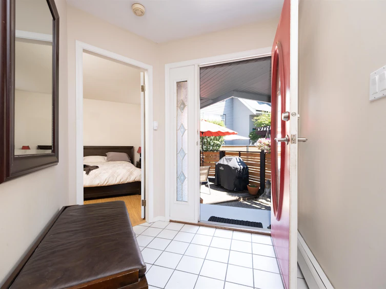 4-260 E 4th Street, North Vancouver, BC, V7L 1H9 - 6