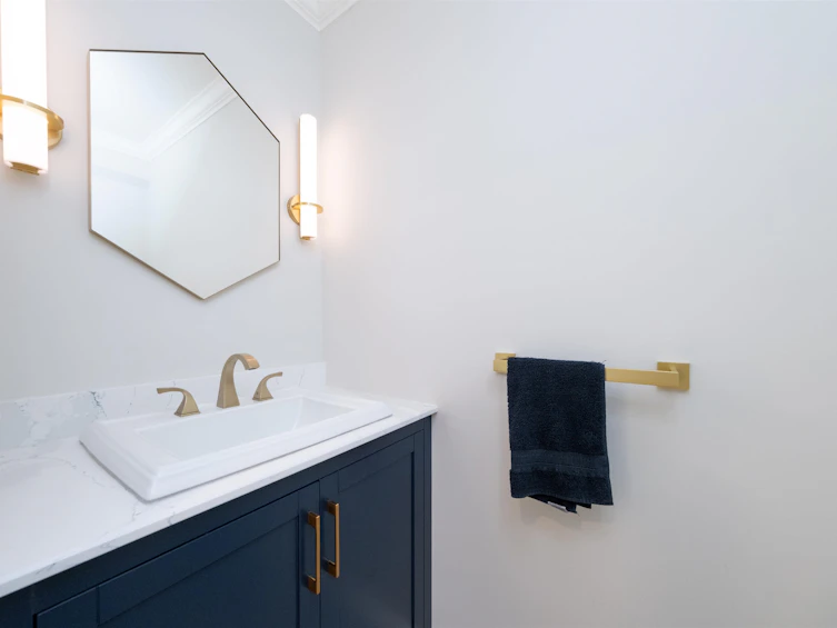 4-260 E 4th Street, North Vancouver, BC, V7L 1H9 - 19