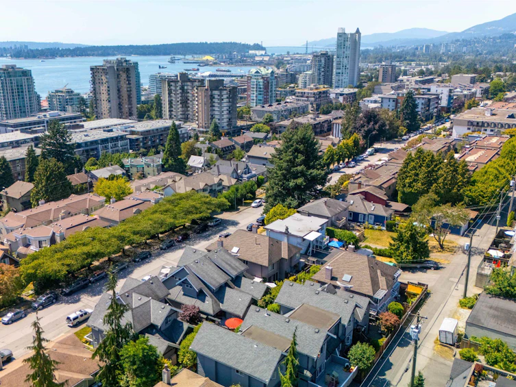 4-260 E 4th Street, North Vancouver, BC, V7L 1H9 - 36