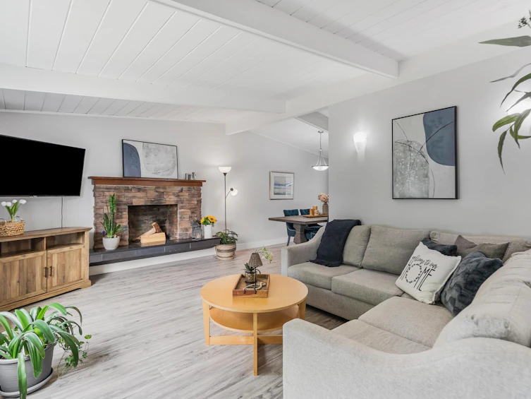 12430 208 Street, Maple Ridge, BC, V2X 4X2 - 5