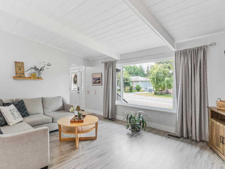 12430 208 Street, Maple Ridge, BC, V2X 4X2 - 6