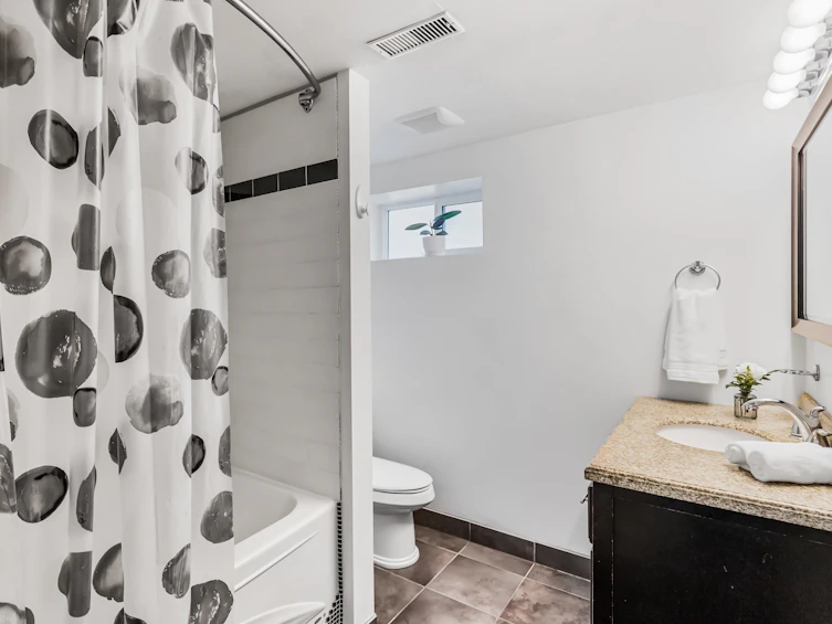 12430 208 Street, Maple Ridge, BC, V2X 4X2 - 29