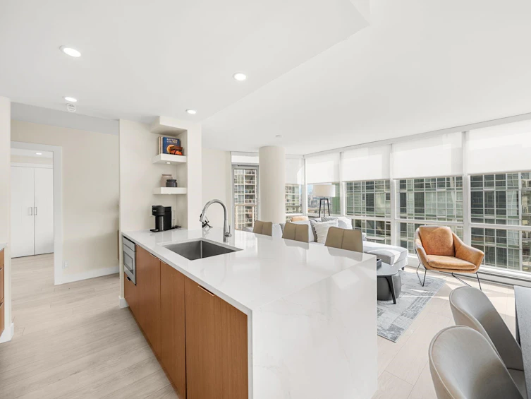 1501-193 Aquarius Mews, Vancouver, BC, V6Z 2Z2 - 11