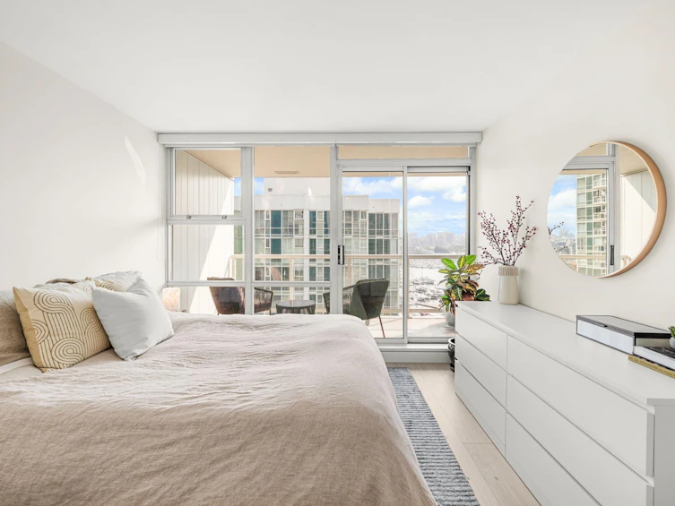 1501-193 Aquarius Mews, Vancouver, BC, V6Z 2Z2 - 12