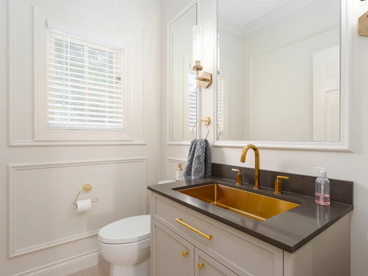 6065 Buckingham Avenue, Burnaby, BC, V5E 2A5 - 13