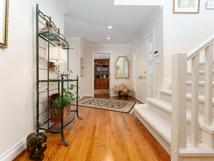 6065 Buckingham Avenue, Burnaby, BC, V5E 2A5 - 4