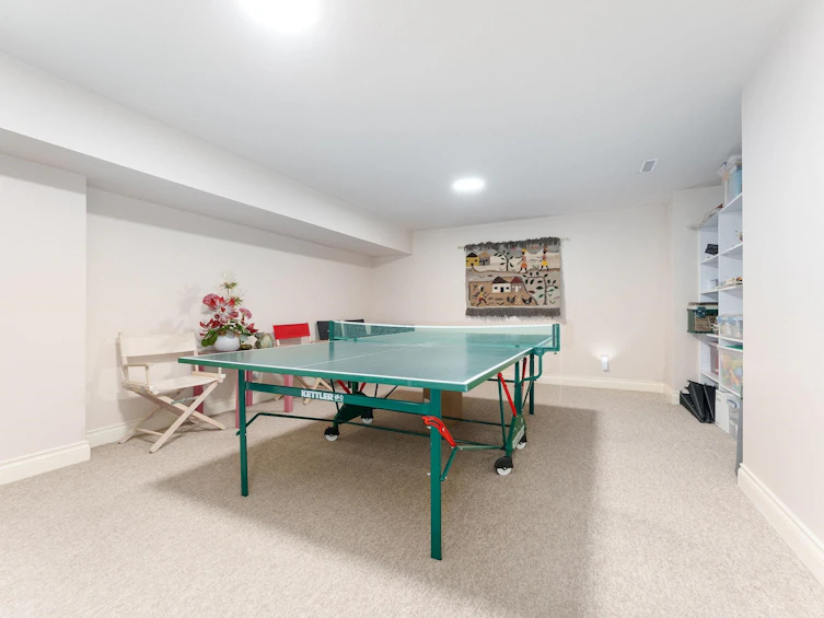 6065 Buckingham Avenue, Burnaby, BC, V5E 2A5 - 23