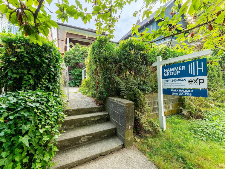 1036 E 10th Avenue, Vancouver, BC, V5T 2B5 - 5