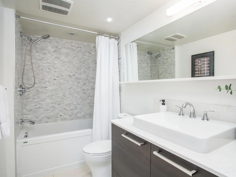 208-189 Keefer Street, Vancouver, BC, V6A 0C8 - 17