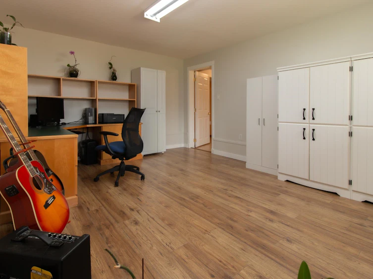 40258 Kalodon Road, Squamish, BC, V8B 0G2 - 10