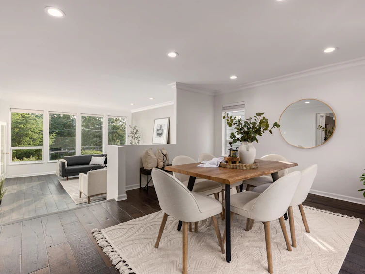 456 Montroyal Boulevard, North Vancouver, BC, V7N 3E1 - 4