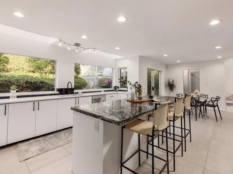 456 Montroyal Boulevard, North Vancouver, BC, V7N 3E1 - 8