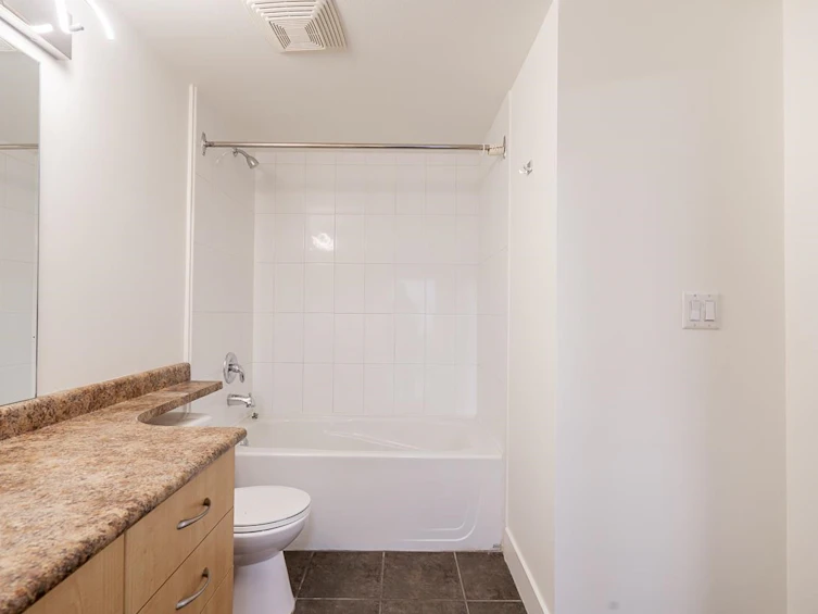 303-3423 E Hastings Street, Vancouver, BC, V5K 2A5 - 30
