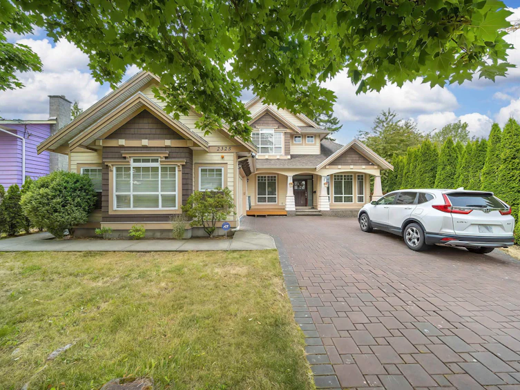 2325 153 Street, Surrey, BC, V4A 4R3 - 2