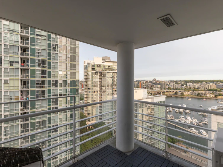 2006-198 Aquarius Mews, Vancouver, BC, V6Z 2Y4 - 26