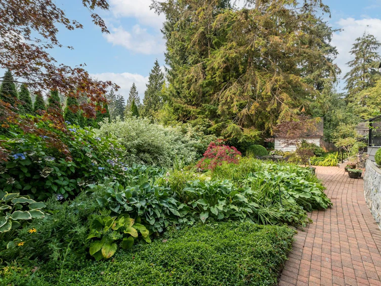 554 Newcroft Place, West Vancouver, BC, V7T 1W8 - 37