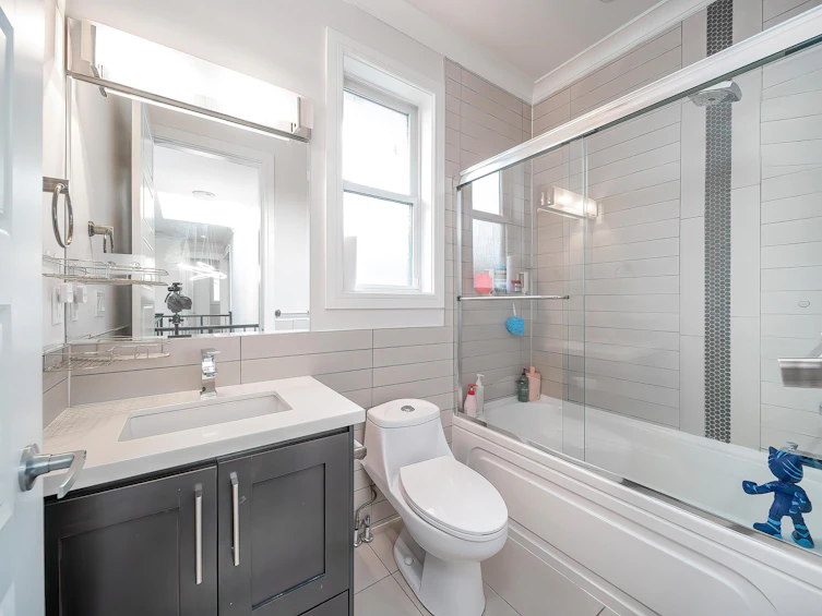 7418 Stanley Street, Burnaby, BC, V5E 3Z7 - 26