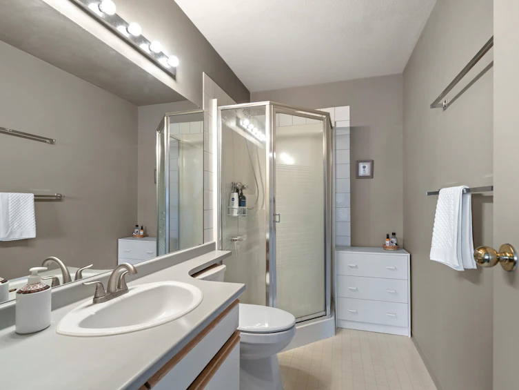 2-13969 70 Avenue, Surrey, BC, V3W 0J7 - 22