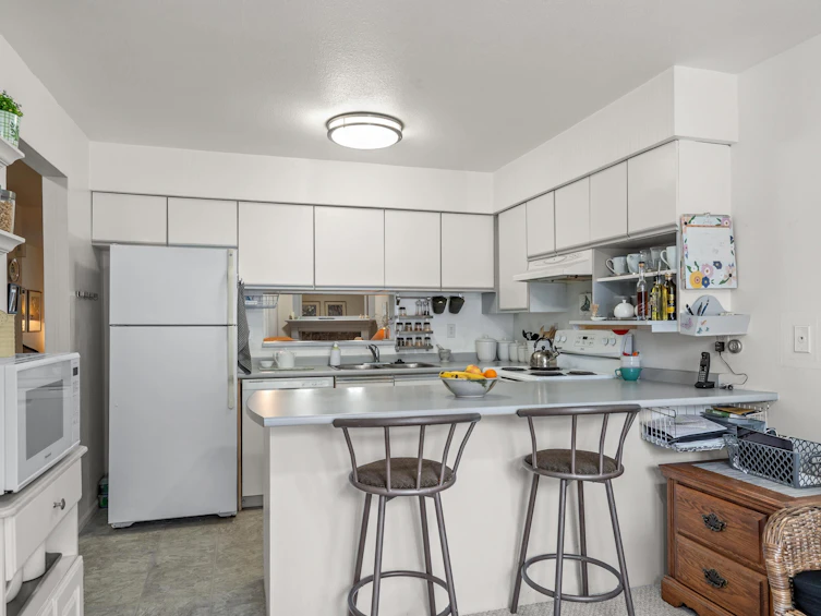 2-13969 70 Avenue, Surrey, BC, V3W 0J7 - 12