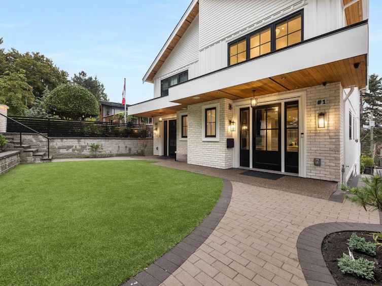 2173 Vanness Avenue, Vancouver, BC, V5N 2M1