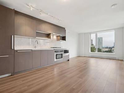 1512-13696 100 Avenue - 2