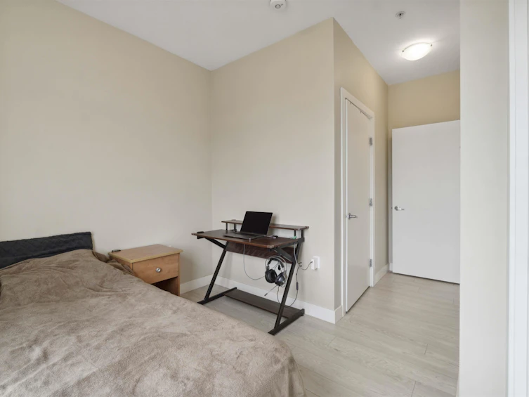 PH8-1838 Renfrew Street, Vancouver, BC, V5M 3H9 - 17