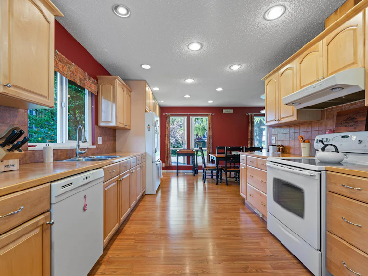 4614 54 Street, Delta, BC, V4K 3V2 - 3