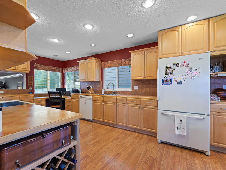 4614 54 Street, Delta, BC, V4K 3V2 - 4