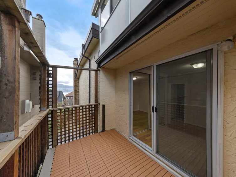 2542 York Avenue, Vancouver, BC, V6K 1E3 - 38
