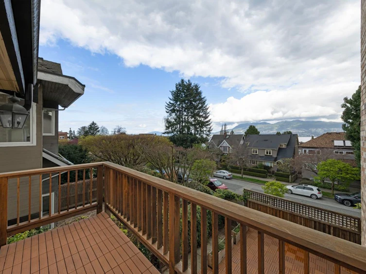 2542 York Avenue, Vancouver, BC, V6K 1E3 - 30