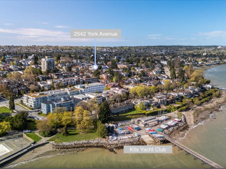 2542 York Avenue, Vancouver, BC, V6K 1E3 - 2