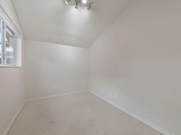 2542 York Avenue, Vancouver, BC, V6K 1E3 - 27