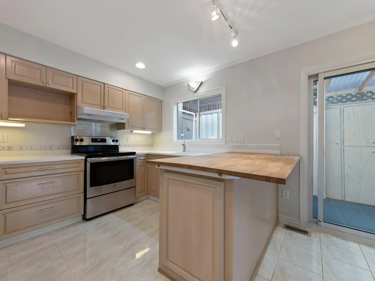 2542 York Avenue, Vancouver, BC, V6K 1E3 - 19