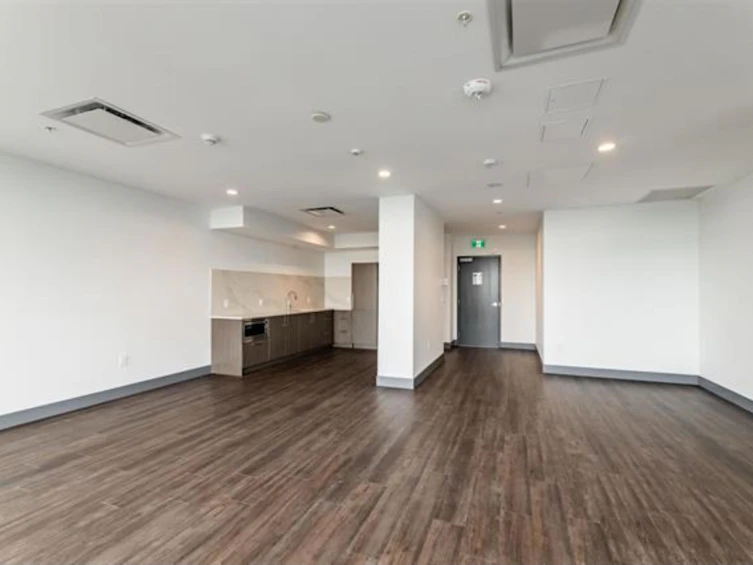 4105-13350 Central Avenue, Surrey, BC, V3T 0S1 - 3