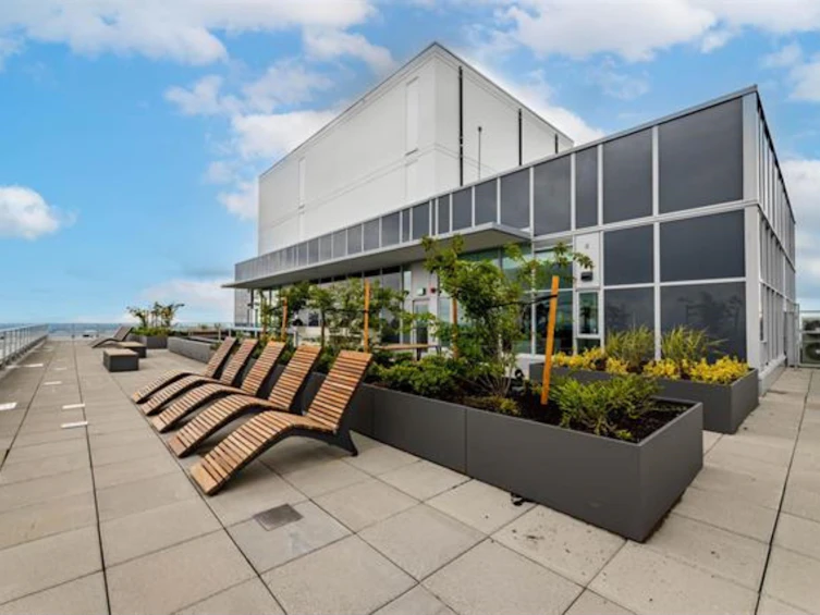 4105-13350 Central Avenue, Surrey, BC, V3T 0S1 - 8